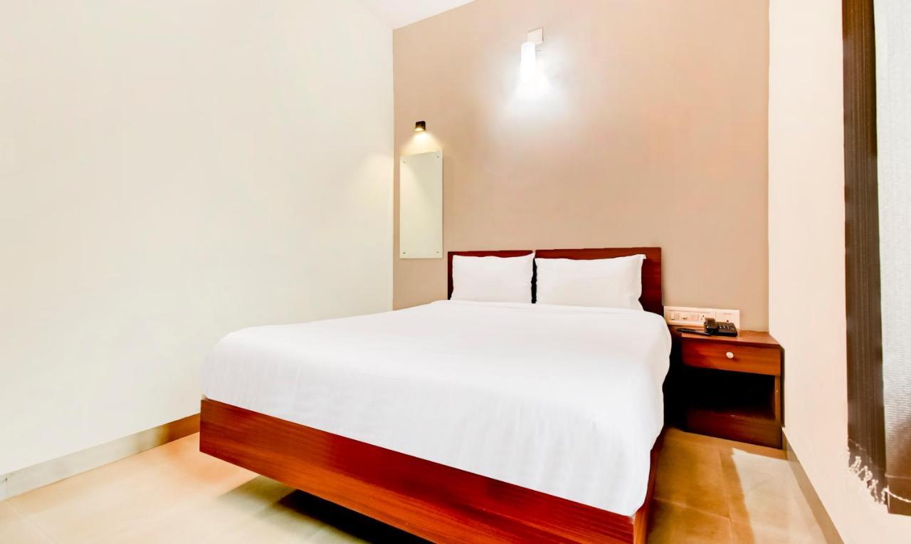 Aspire Maradu 호텔 Kochi 외부 사진